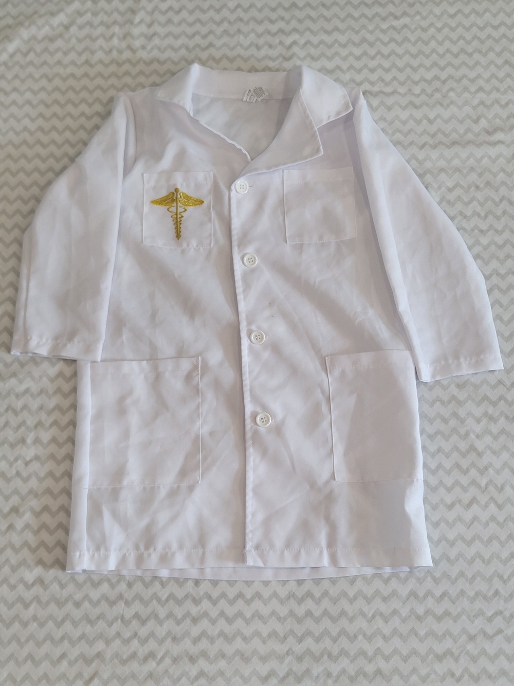 Amscan White Costume Lab Coat with Gold Caduceus Detail Childrens Small